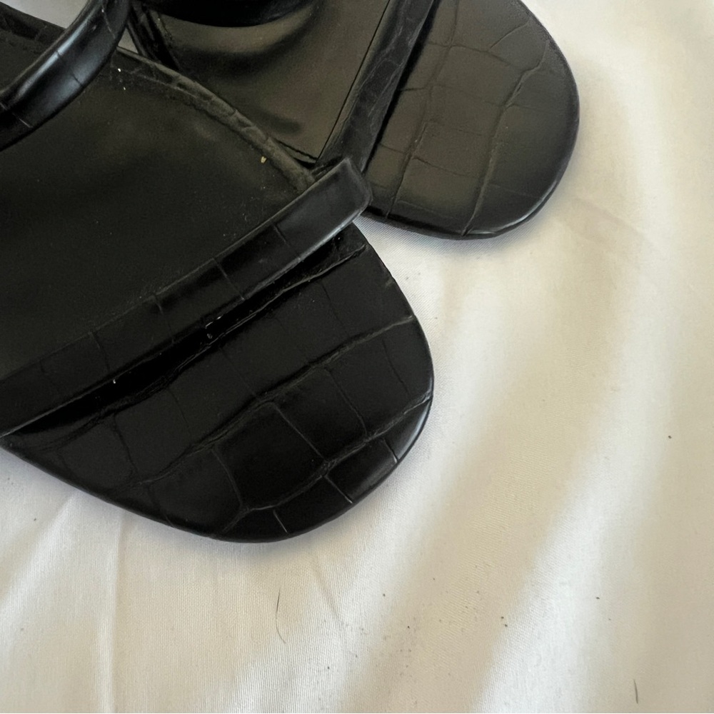 Steve Madden Black Croc-Embossed Heeled Sandals size 8.5 - Picture 3 of 4